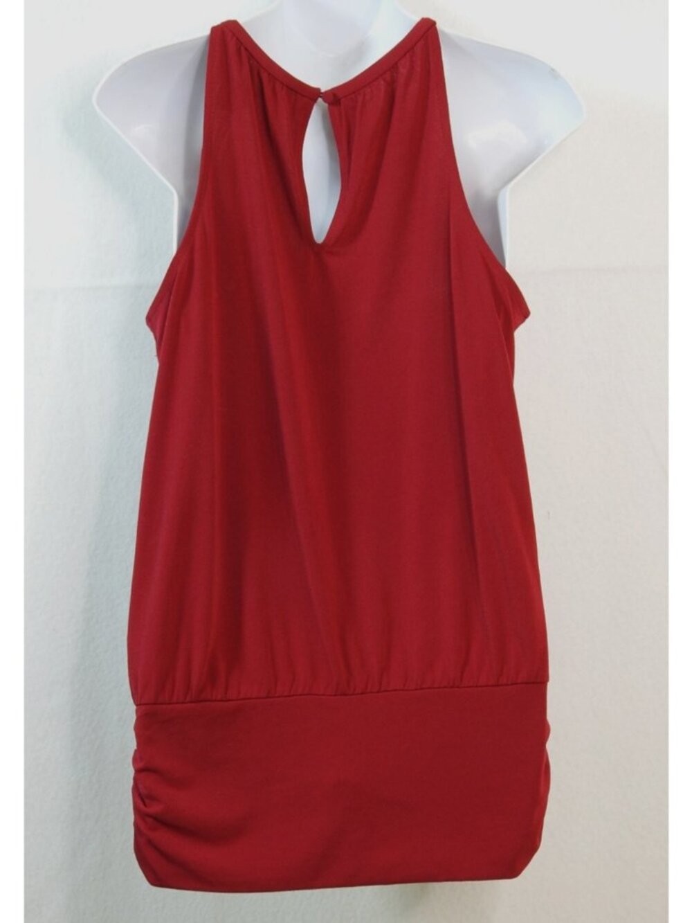 White House Black Market Red Sleeveless Blouson Keyhole Top Medium Stretch - Picture 3 of 13